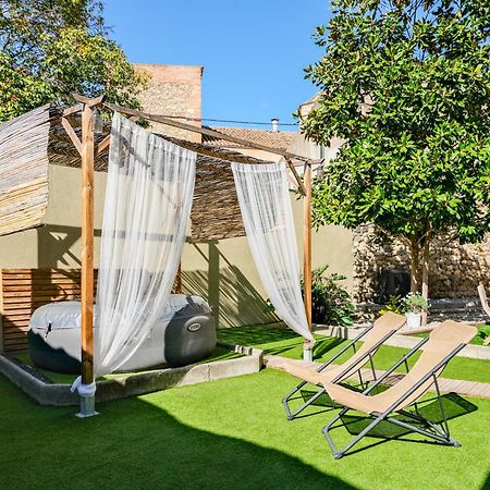 Cal Capo Alojamiento Con Jacuzzi Apartment Besalu Exterior photo